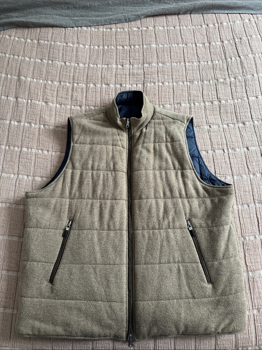 Peter Millar Men’s XL Full Zip Reversible Vest Navy Quilted & Tan Merino Wool